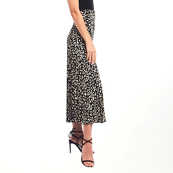 Bardot buckle pleated leopard midi skirt XS - Picture 7 of 10